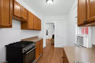 7 Laurel Pl, East Rutherford, NJ 07073 - Photo 6