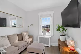 7 Laurel Pl, East Rutherford, NJ 07073 - Photo 20