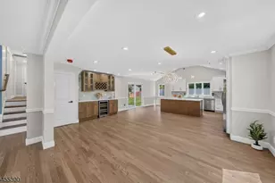 74 Chatham Ter, Clifton, NJ 07013 - Photo 8