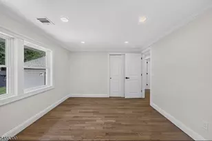 74 Chatham Ter, Clifton, NJ 07013 - Photo 18