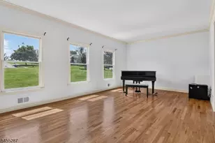 1114 Van Arsdale Dr, Branchburg Township, NJ 08853 - Photo 18