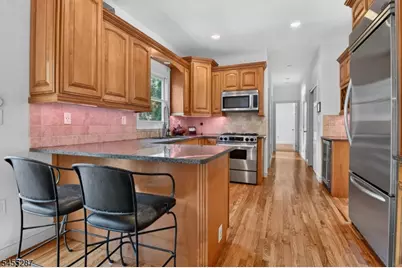 1114 Van Arsdale Dr, Branchburg Township, NJ 08853 - Photo 10