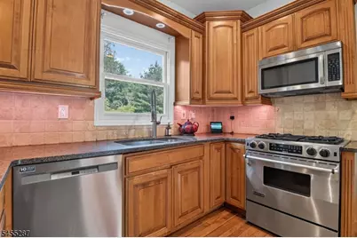 1114 Van Arsdale Dr, Branchburg Township, NJ 08853 - Photo 12