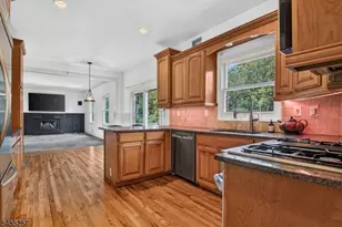 1114 Van Arsdale Dr, Branchburg Township, NJ 08853 - Photo 14