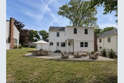 135 Washington Ave, West Caldwell, NJ 07006 - Photo 16