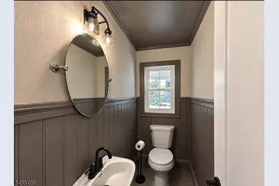 135 Washington Ave, West Caldwell, NJ 07006 - Photo 8