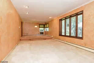 285 Sunset Rd, Pequannock Township, NJ 07444 - Photo 16
