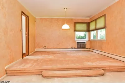 285 Sunset Rd, Pequannock Township, NJ 07444 - Photo 18