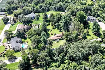 285 Sunset Rd, Pequannock Township, NJ 07444 - Photo 8