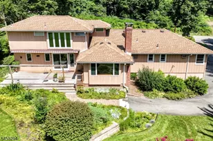 285 Sunset Rd, Pequannock Township, NJ 07444 - Photo 12