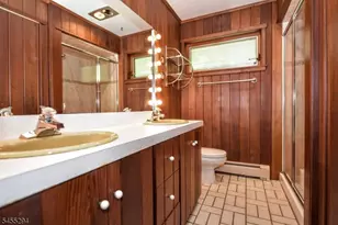 285 Sunset Rd, Pequannock Township, NJ 07444 - Photo 36