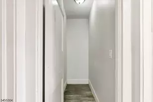 27 Lindsley Pl, East Orange, NJ 07018 - Photo 20