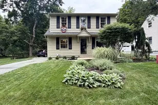 837 Circle, Franklin Lakes, NJ 07417 - Photo 1