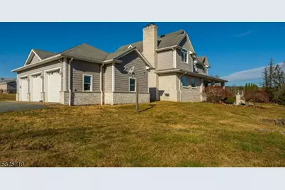 367 Union Valley Rd, West Milford, NJ 07435 - Photo 6