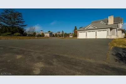 367 Union Valley Rd, West Milford, NJ 07435 - Photo 10