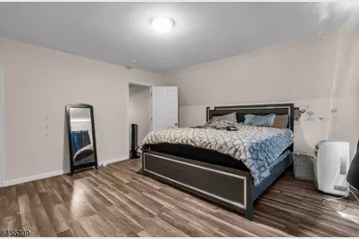 30 N 7th St, Newark, NJ 07107 - Photo 36