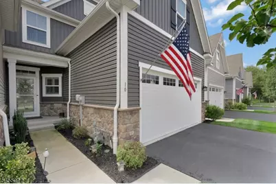 10 Red Shoulder Ln, Washington Township, NJ 07882 - Photo 2