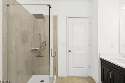 62 Parkside Ln, Teaneck Township, NJ 07666 - Photo 22