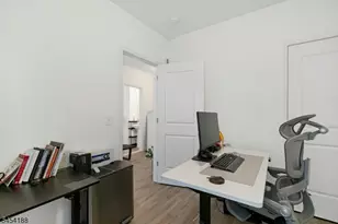 62 Parkside Ln, Teaneck Township, NJ 07666 - Photo 26