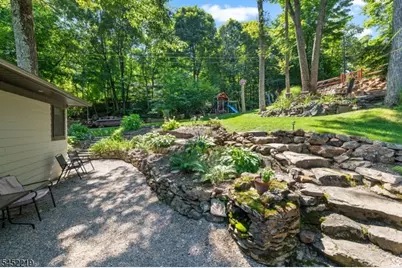 4 Glen Rd, Vernon, NJ 07422 - Photo 20