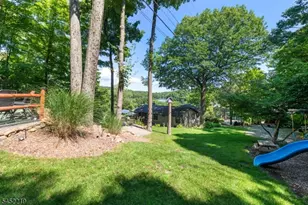 4 Glen Rd, Vernon, NJ 07422 - Photo 26