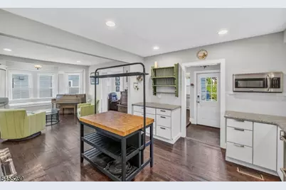 46 Greenwood Ave, Madison, NJ 07940 - Photo 10