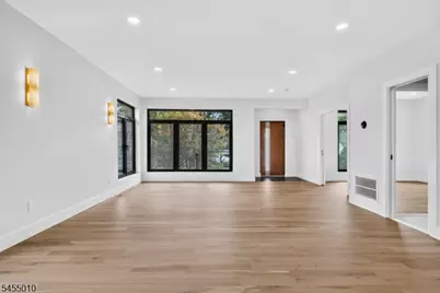 34 Amelia Ave, Livingston, NJ 07039 - Photo 8