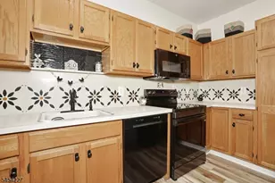 2 Richmond Roadsuite, West Milford, NJ 07480 - Photo 10