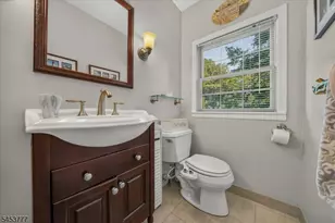 28 Leary Ave, Bloomingdale, NJ 07403 - Photo 22