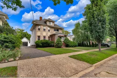90 Cedar St, Ridgefield, NJ 07660 - Photo 2