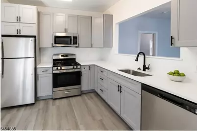 851 Springfield Ave #211, Summit, NJ 07901 - Photo 2