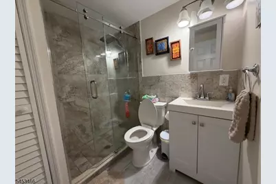 413 Pine St, Roselle, NJ 07203 - Photo 22