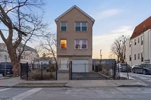 613 20th St, Irvington, NJ 07111 - Photo 1