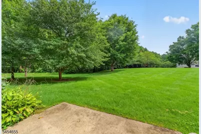 416 Homestead Ct, Lopatcong Township, NJ 08886 - Photo 22