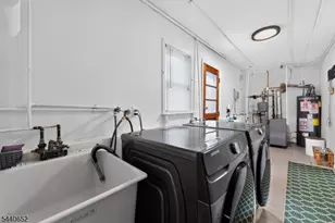 20 Arnold Dr, Parsippany, NJ 07054 - Photo 24