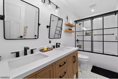 20 Arnold Dr, Parsippany, NJ 07054 - Photo 10