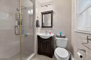 20 Arnold Dr, Parsippany, NJ 07054 - Photo 12