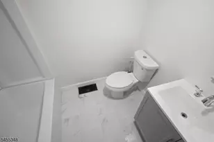 626 Chancellor Ave, Irvington, NJ 07111 - Photo 12