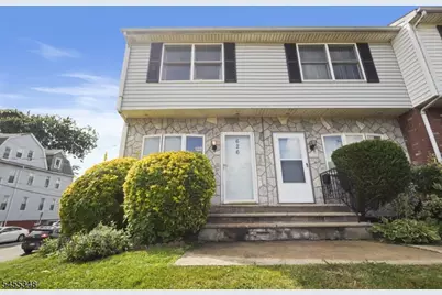626 Chancellor Ave, Irvington, NJ 07111 - Photo 2