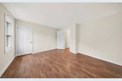 1871 W 4th St, Piscataway Township, NJ 08854 - Photo 14