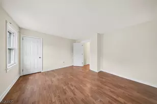 1871 W 4th St, Piscataway Township, NJ 08854 - Photo 14