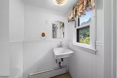 1871 W 4th St, Piscataway Township, NJ 08854 - Photo 12