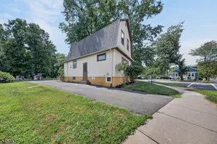 1871 W 4th St, Piscataway Township, NJ 08854 - Photo 2