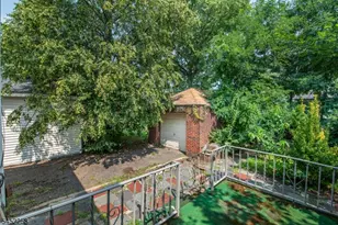 385 E 41st St, Paterson, NJ 07504 - Photo 24