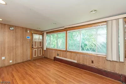 385 E 41st St, Paterson, NJ 07504 - Photo 10