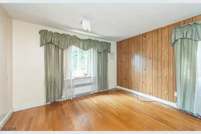 385 E 41st St, Paterson, NJ 07504 - Photo 14