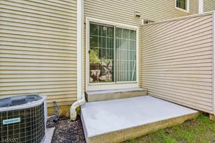 17 Rushmore Ln, Allamuchy Township, NJ 07840 - Photo 28