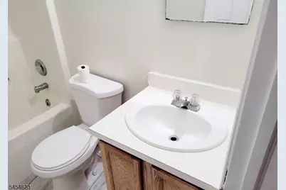 26 Cambridge St, East Orange, NJ 07018 - Photo 6