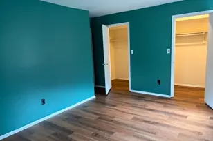806 Yorkshire Dr, Raritan Township, NJ 08822 - Photo 4
