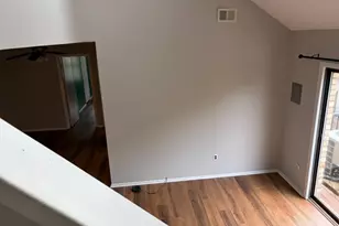 806 Yorkshire Dr, Raritan Township, NJ 08822 - Photo 8